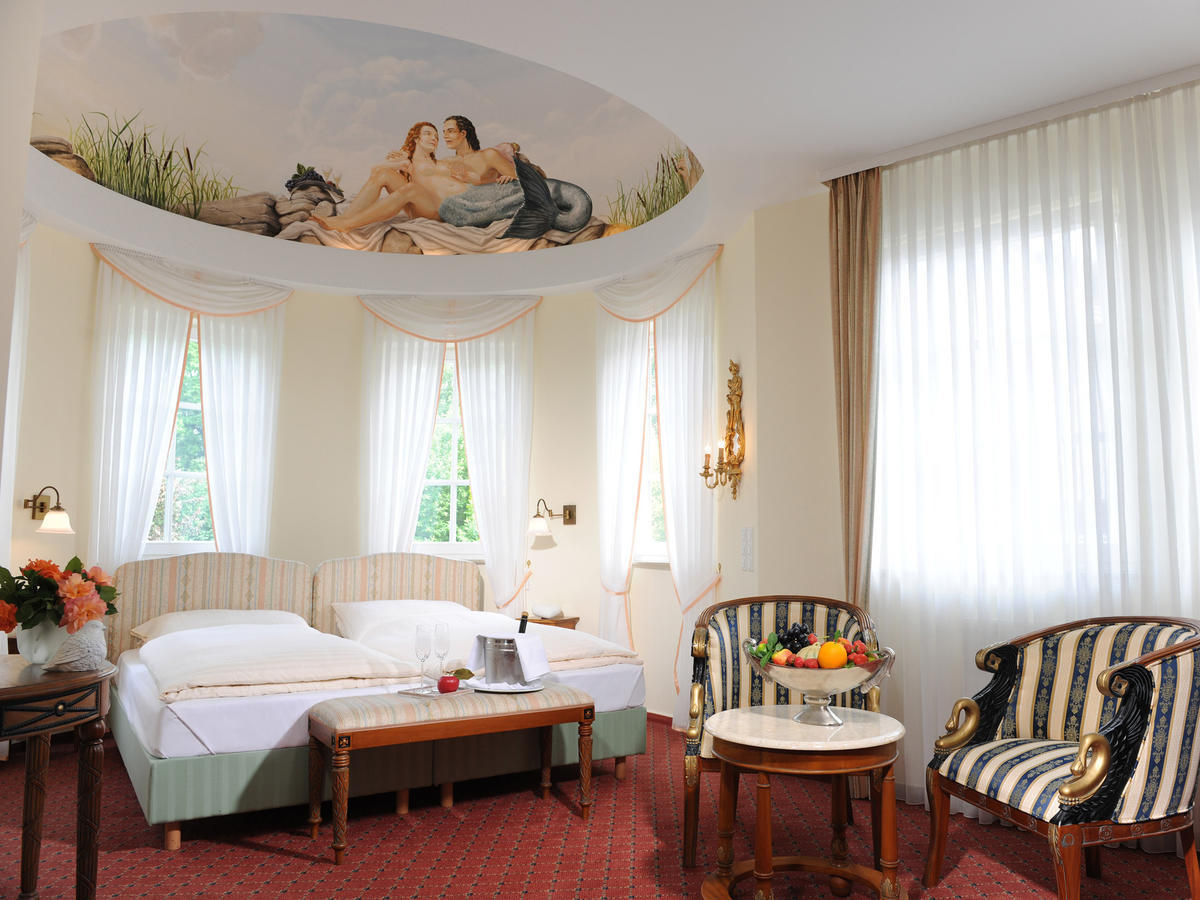 Schlosshotel Neckarbischofsheim Phòng bức ảnh