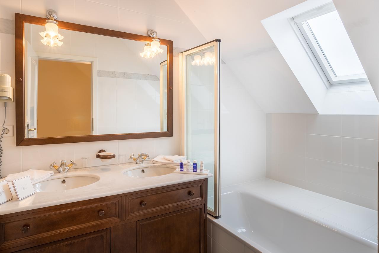 Schlosshotel Neckarbischofsheim Ngoại thất bức ảnh